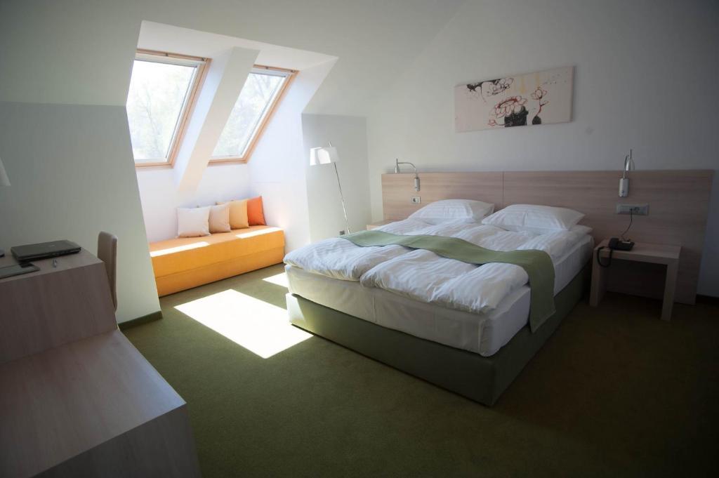 Hotel Armatti Braşov Extérieur photo
